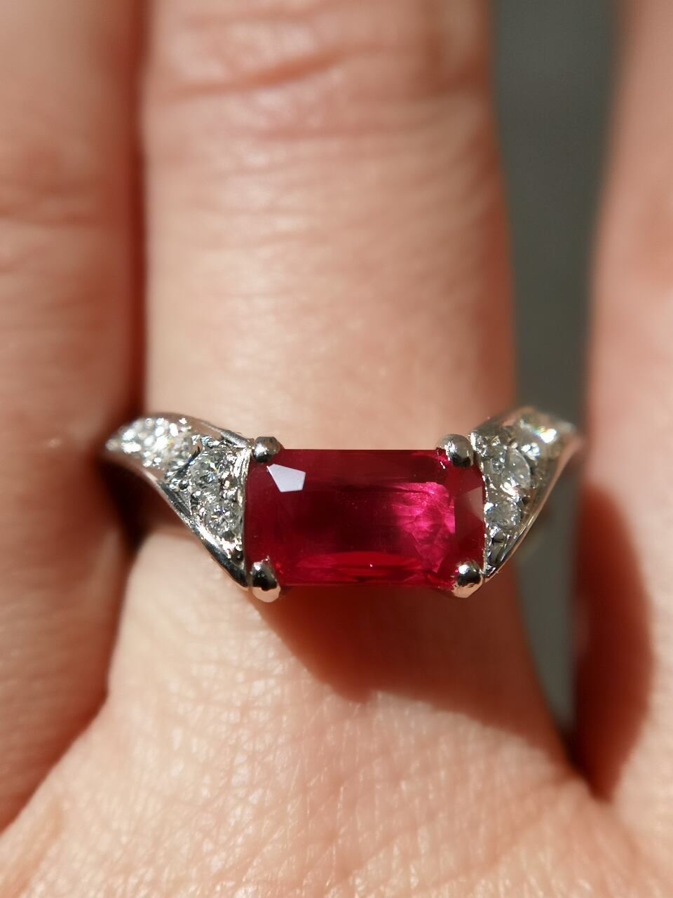 PT ルビー リング 1.05CT