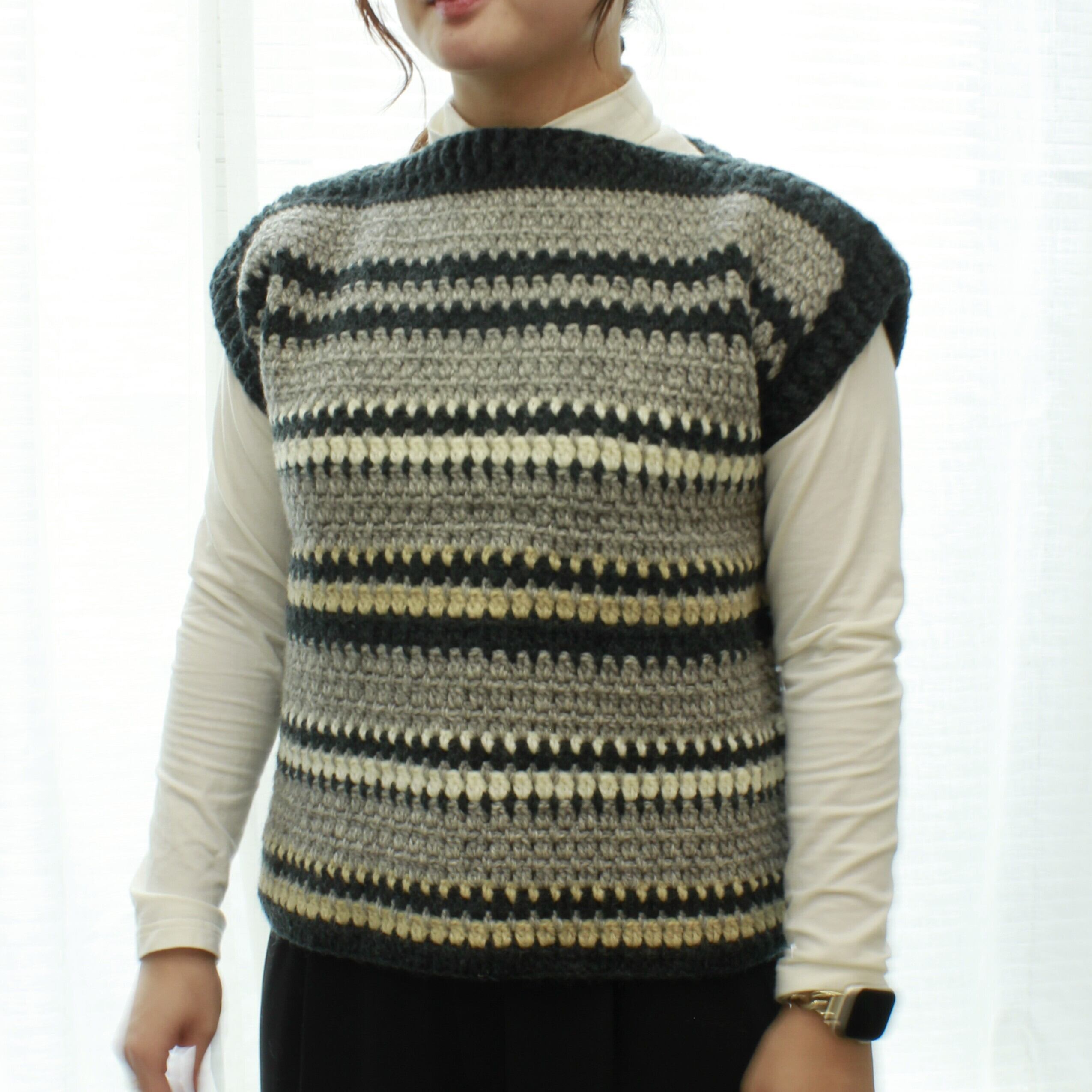 AW新商品】ひつじさんのあみもの並太13玉で編むマルチボーダーベスト