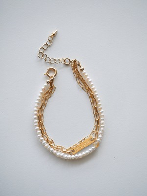 Pearl bracelet