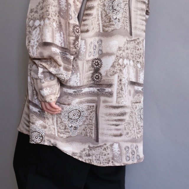 art graphic smoke design l/s shirt