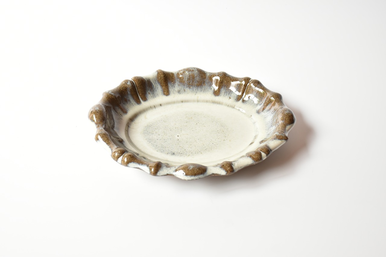 小代瑞穂窯 / 福田るい : ダ円皿 KT 白