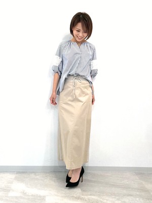 サイドラインスカート