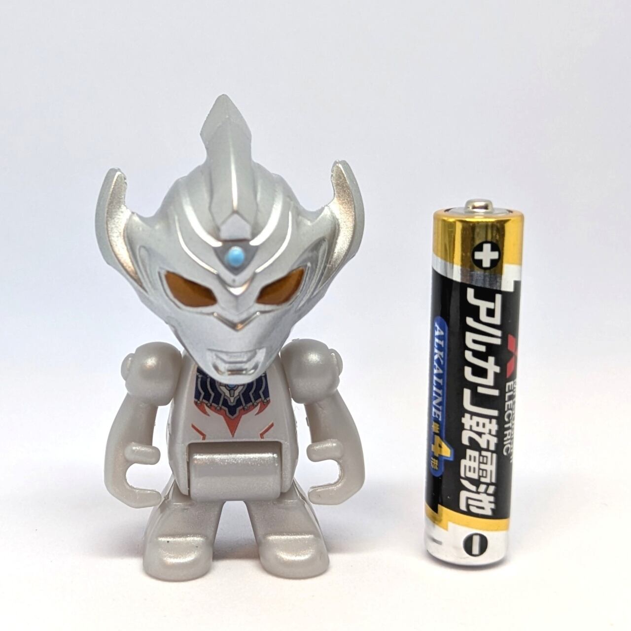 びっくら？たまご ウルトラヒーローズ フロアクションヒーロー入浴剤