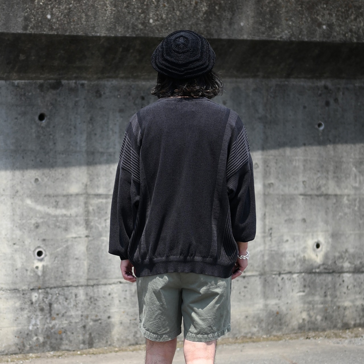 BOWWOW(バウワウ） 8812 TEE AGED、US ARMY CHINO SHORTS AGEDグリーンコーデ