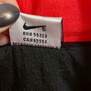 NIKE 風車ロゴ ナイロンジャケット ブルゾン