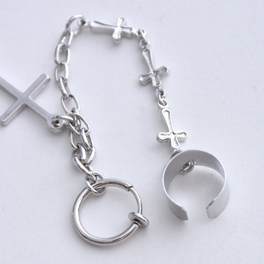 クロスチェーンイヤーカフイヤリング | VOLCAN&APHRODITE