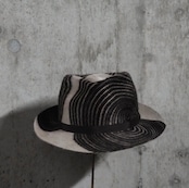 【HeArT&Co. (ハートアンドコー)】チェコ メデューサベル スパイラル柄