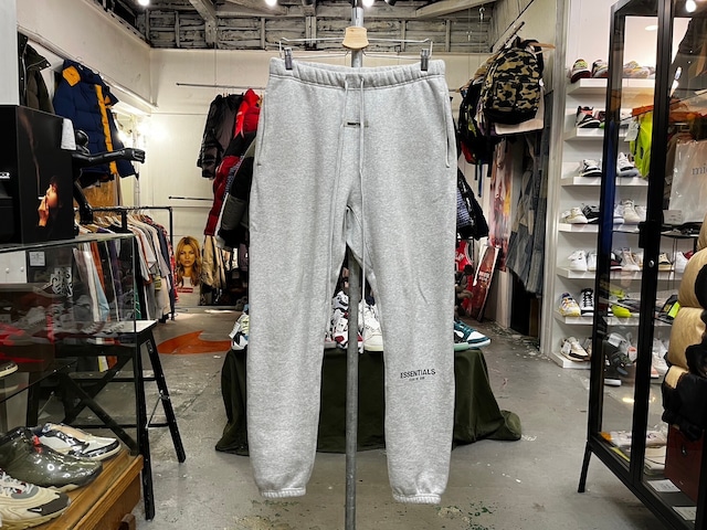 ESSENTIALS REFLECTIVE LOGO SWEAT PANT GREY MEDIUM 53002