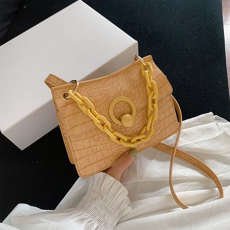 夏の小さなバッグ女性のバッグ2020人気の新しいトレンディなワイルドチェーンメッセンジャーバッグネット赤いファッション小さな正方形のバッグ Tiancai_Wing_Bag3322890