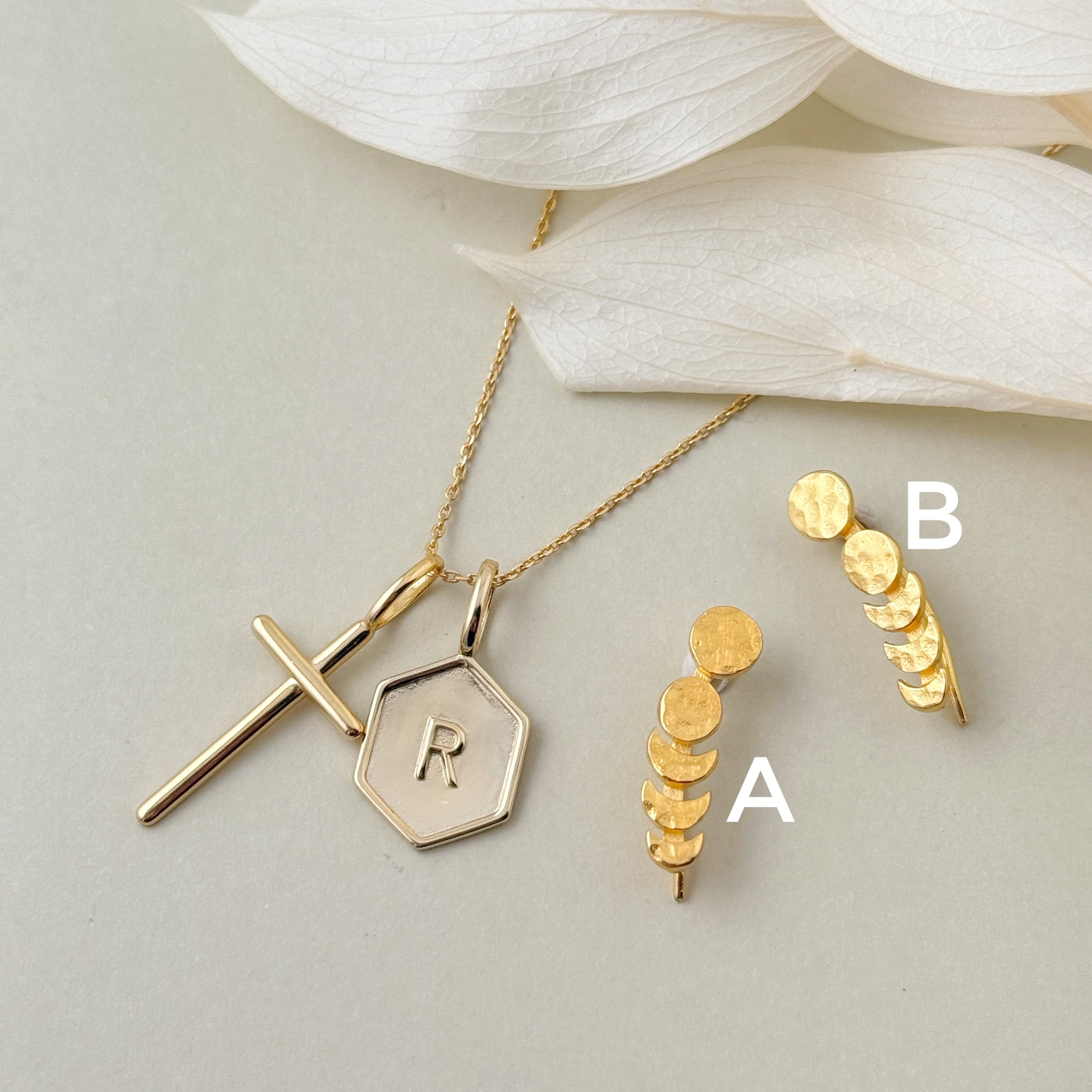 片方販売】Gold Coating 月のみちかけ ピアス | 【公式通販】鎌倉の