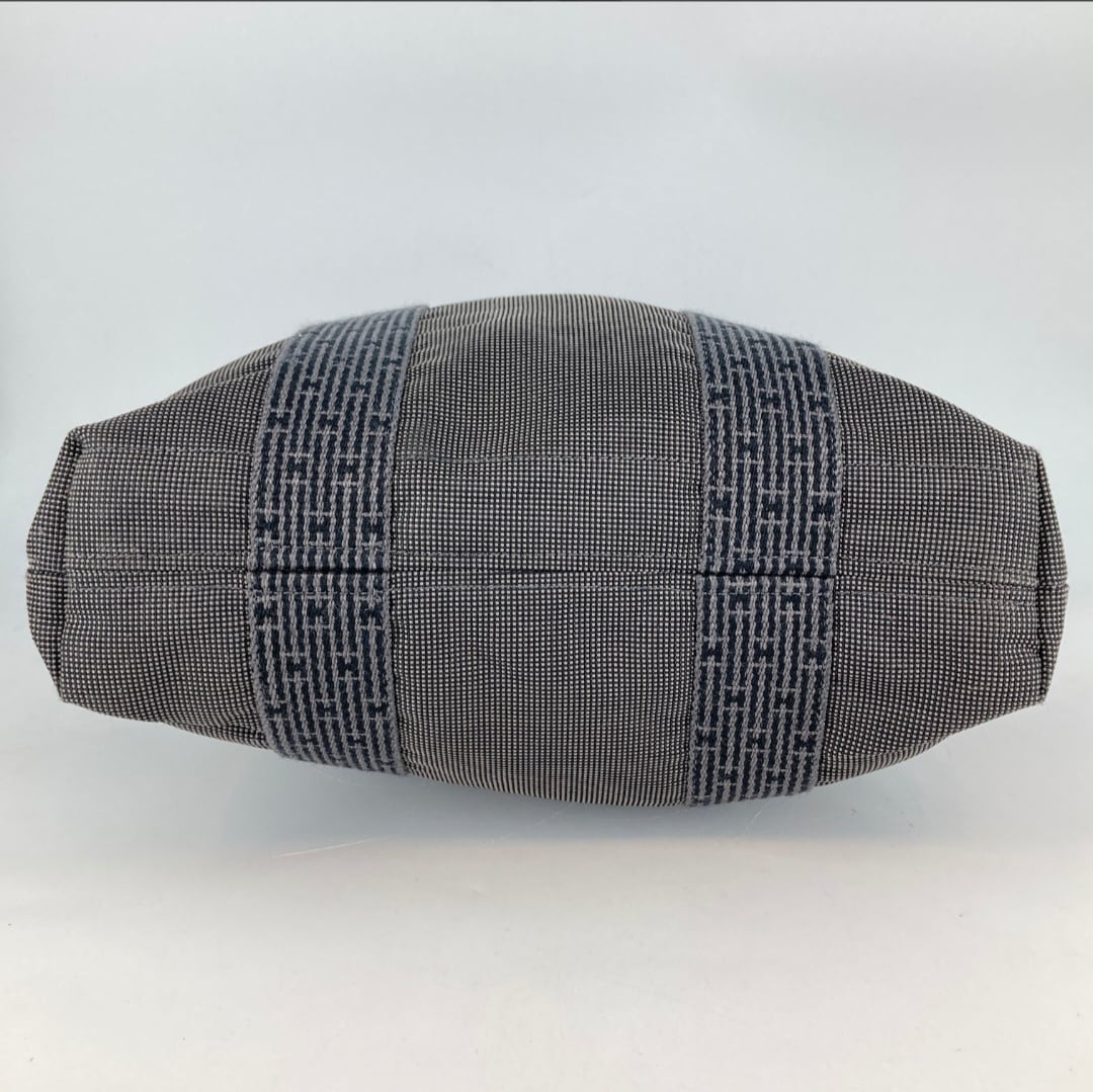 極美品　HERMES 《トート・カバ（Cabas）》　グレー エールライン エルメス カバス トートバッグ ナイロンキャンバス