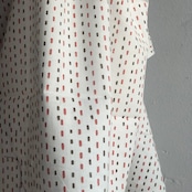 インドの布《インド柄 No.14 /点線 / コットン》サンガネールのブロックプリント Mulaセレクト