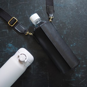[Size adjustable] Bottle holder (oil leather black) PET bottle water bottle cover case