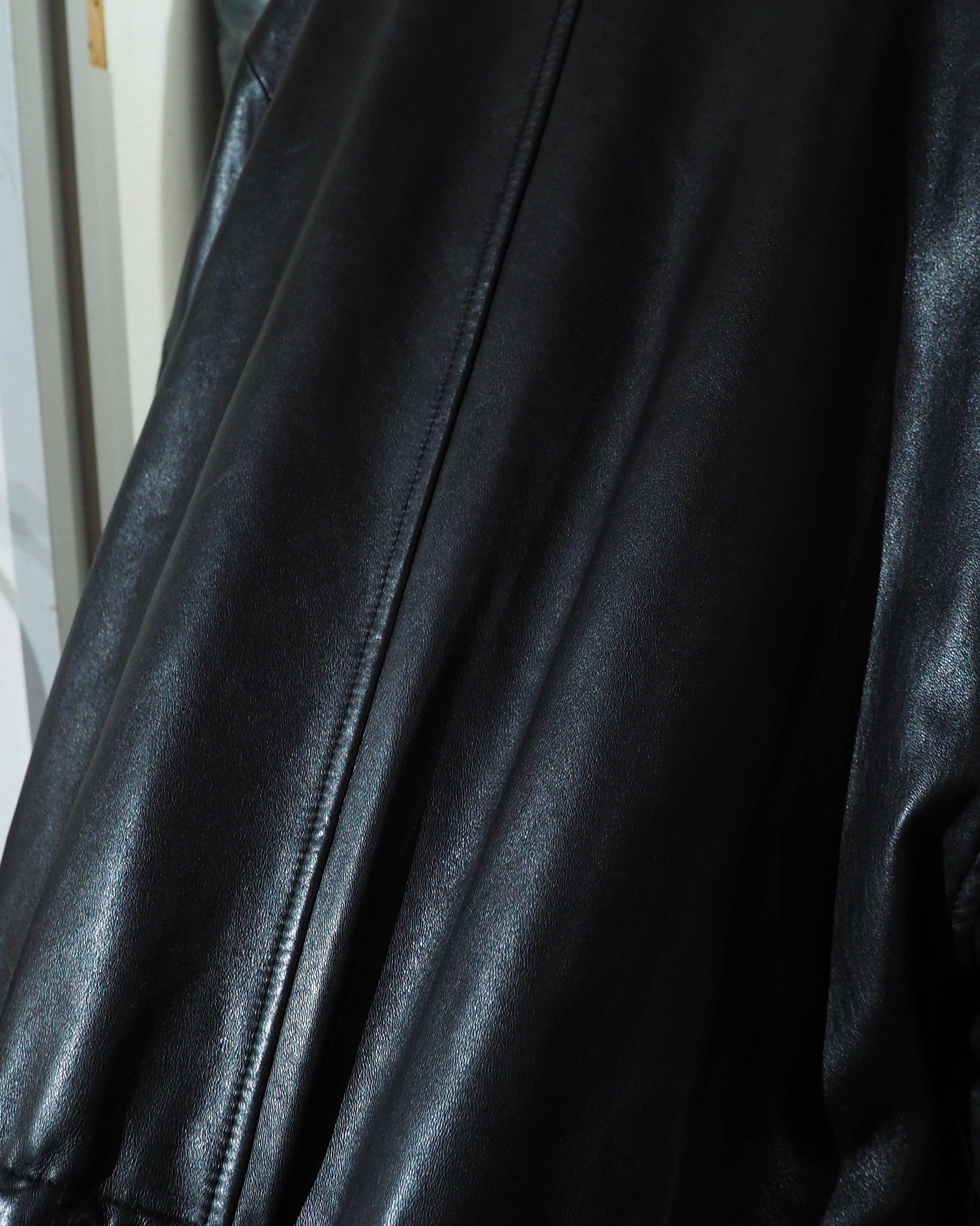 ” 艶美 ‐ Lustful Beauty ” Black Lamb Leather Vintage Half Coat Jacket