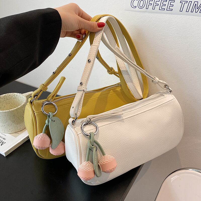 レッドサマー 夏物 スクウェア メッセンジャーバッグ Tiancai_Wing_Bag19197472909