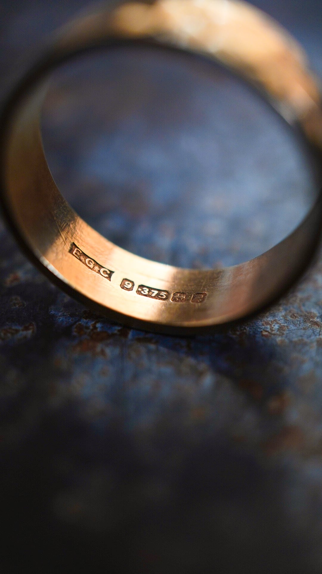 1966】U.K. VINTAGE 9ct イエロー ゴールド スタッズ リング 《9金