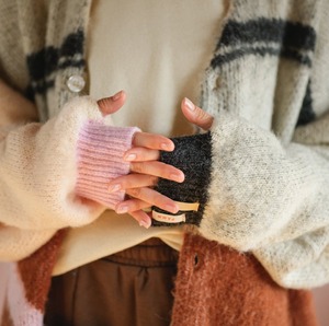 PAMM / 気狂いのニットカーディガン