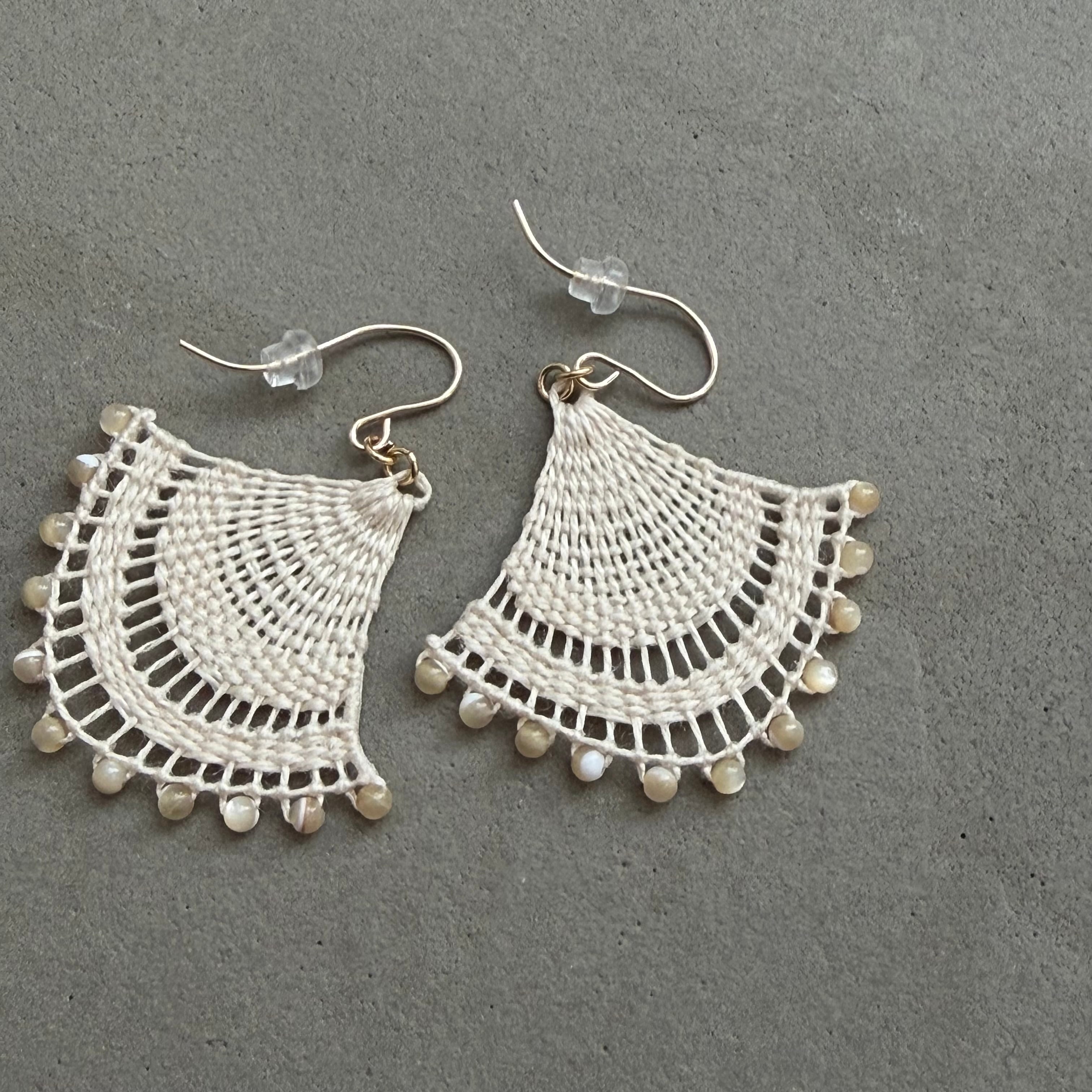 Ñanduti puka model earring | puka ~nanduti ~ ニャンドゥティ