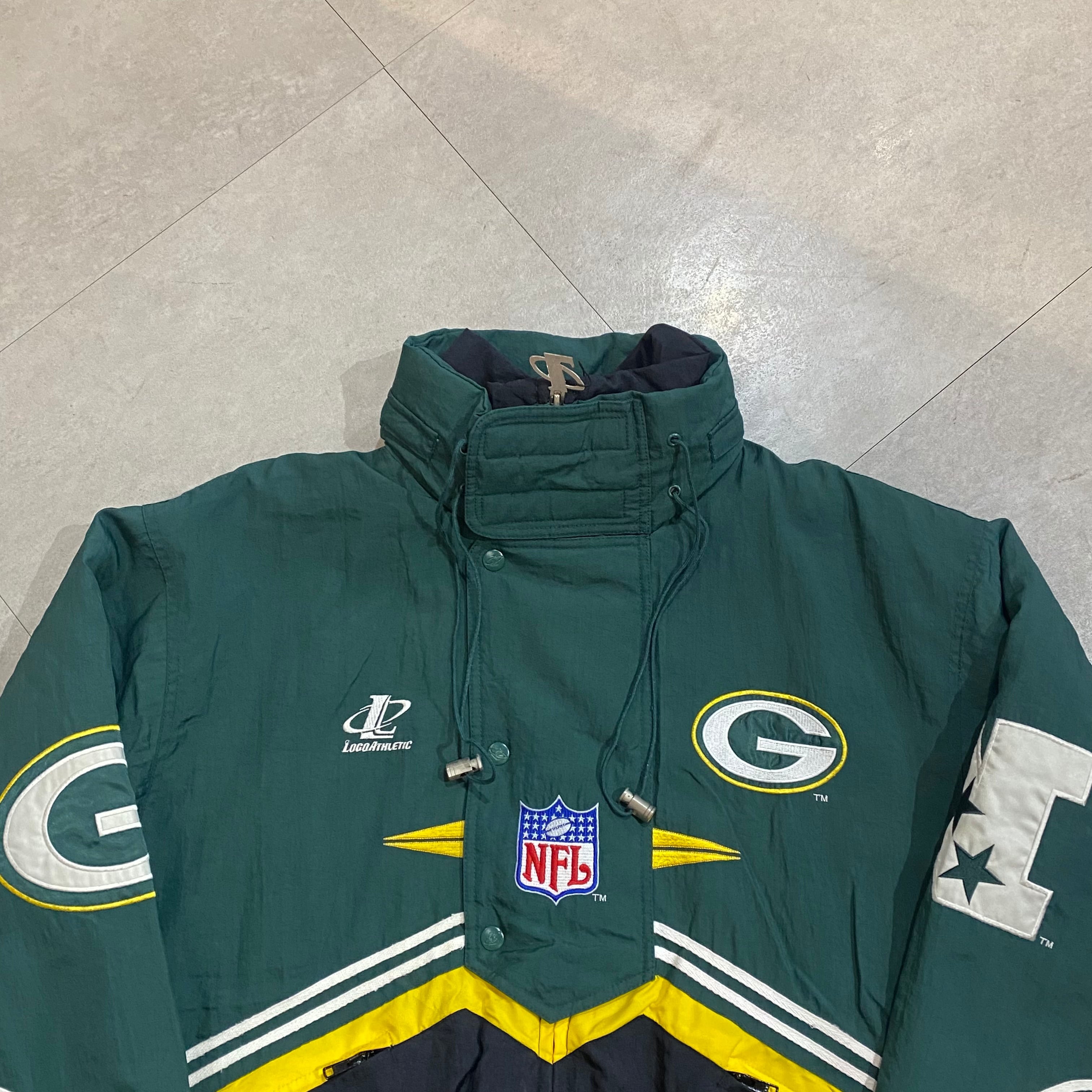 size：M【 PACKERS 】PROLINE パッカーズ NFL 中綿ナイロンジャケット