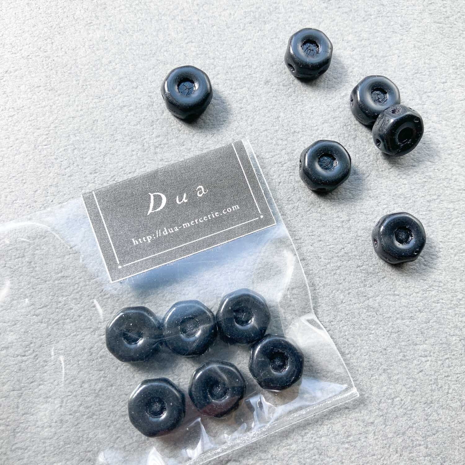 チェコ3つ穴タイヤビーズパック（黒/6p） | Dua-アクセサリーパーツ