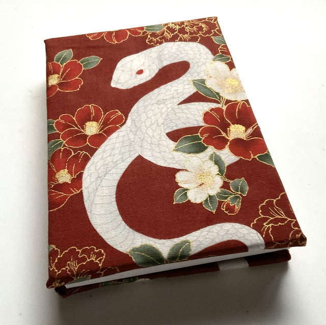 御朱印帳【布×木】「白蛇と椿/真紅」小判