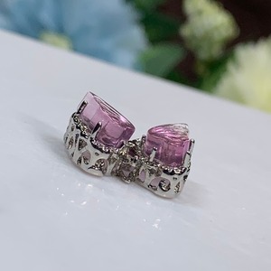 在庫処分セール☆6.10個セット☆フローライト蝶々・縦横貫通穴☆パーツ