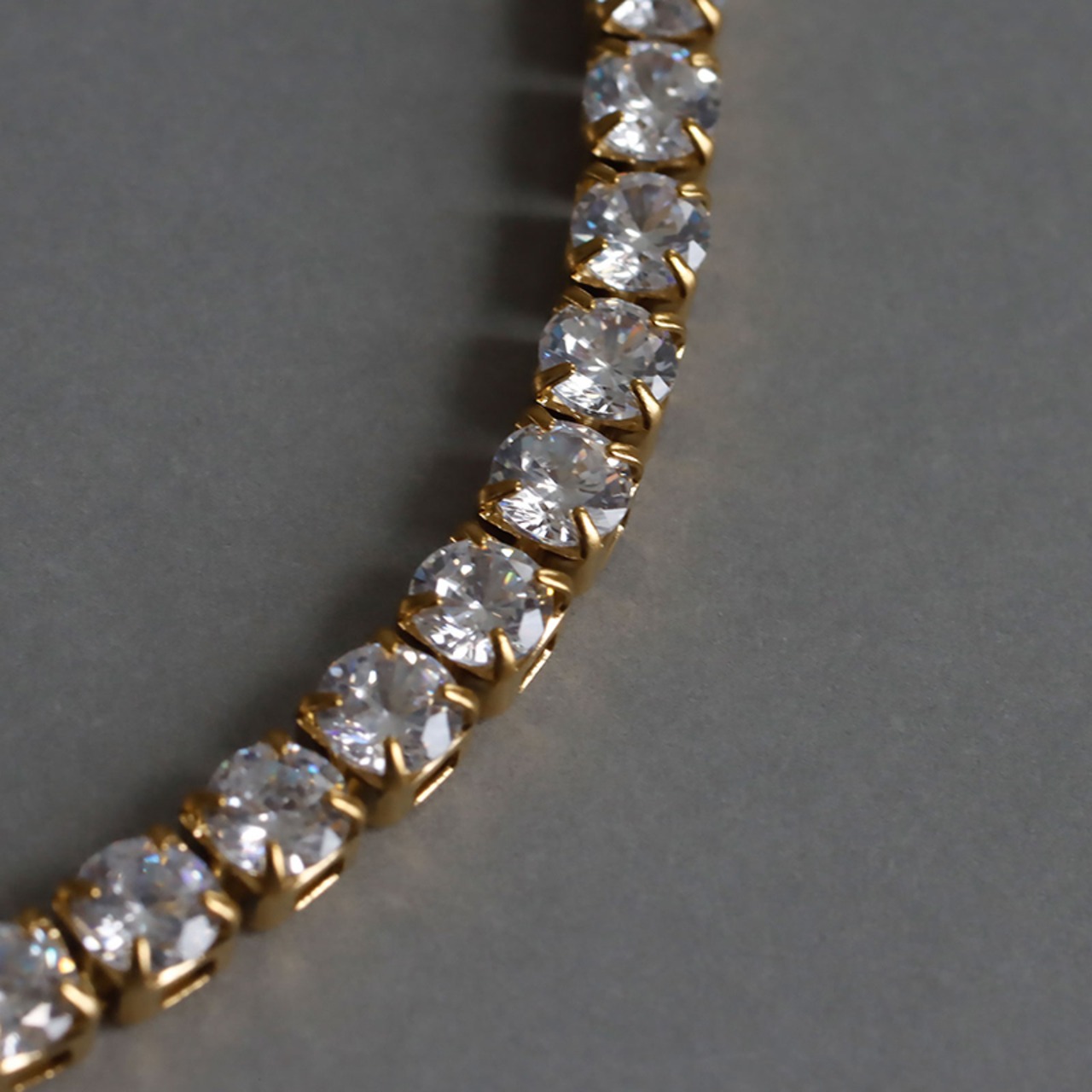 【ネコポス便】クリスタルテニスブレスレット ゴールド 金属アレルギー対応 2425