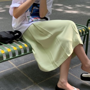 【送料無料】 プリーツスカート  ロング丈・ひざ下丈  無地  カジュアル系  きれいめ  ファスナー  大人か可愛い  シンプルデザイン  30代・40代  レディースファッション・可愛い  体系カバー  春  お出かけ・女子会・デイリーユース・お茶会