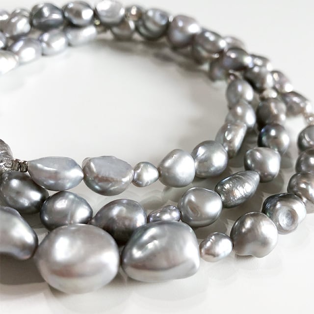 落ち着きあるパール！ グレー淡水パール ロングネックレス ne1103
