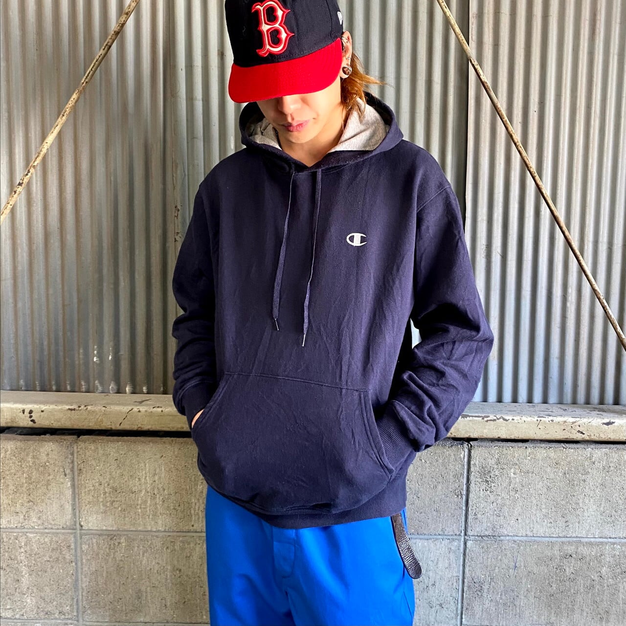 Champion Eco チャンピオン プルオーバーパーカー メンズl相当 古着 スウェットパーカー ネイビー 紺色 パーカー Ws22 50 Swe30 Sa24 Cave 古着屋 公式 古着通販サイト Champion Eco チャンピオン プルオーバーパーカー メンズl相当 古着 スウェットパーカー ネイビー 紺色 パーカー Ws22 50 Swe30 Sa24 Cave 古着屋 公式 古着通販サイト