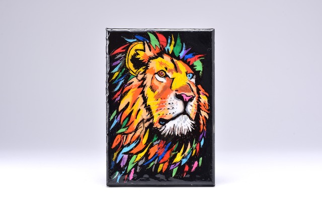 NEON ROAR