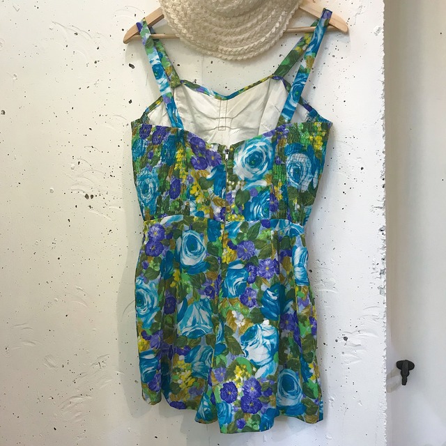 Vintage flower beach wear