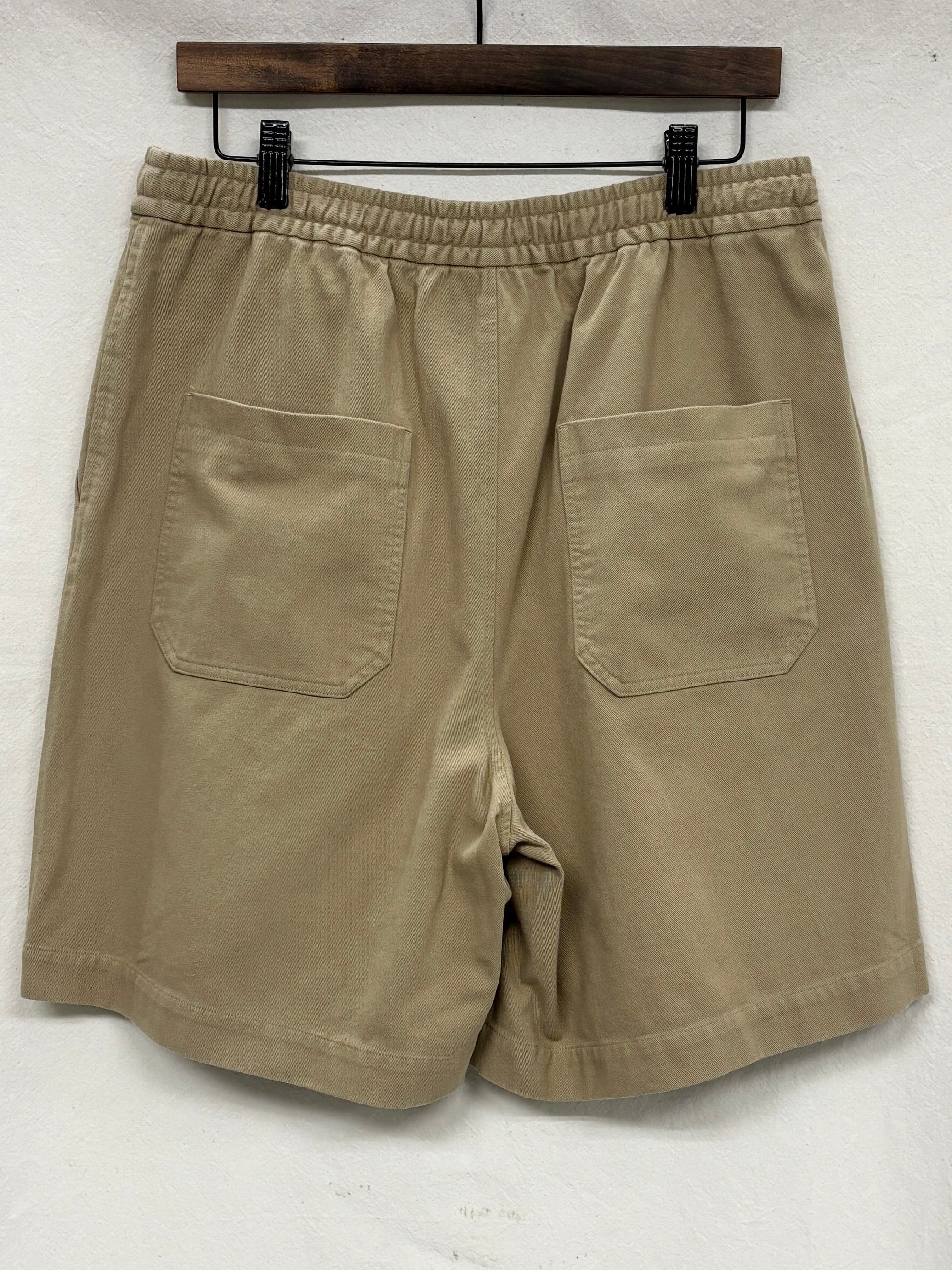 awasa / hard twist cotton twill wide easy shorts (KHAKI) | THE