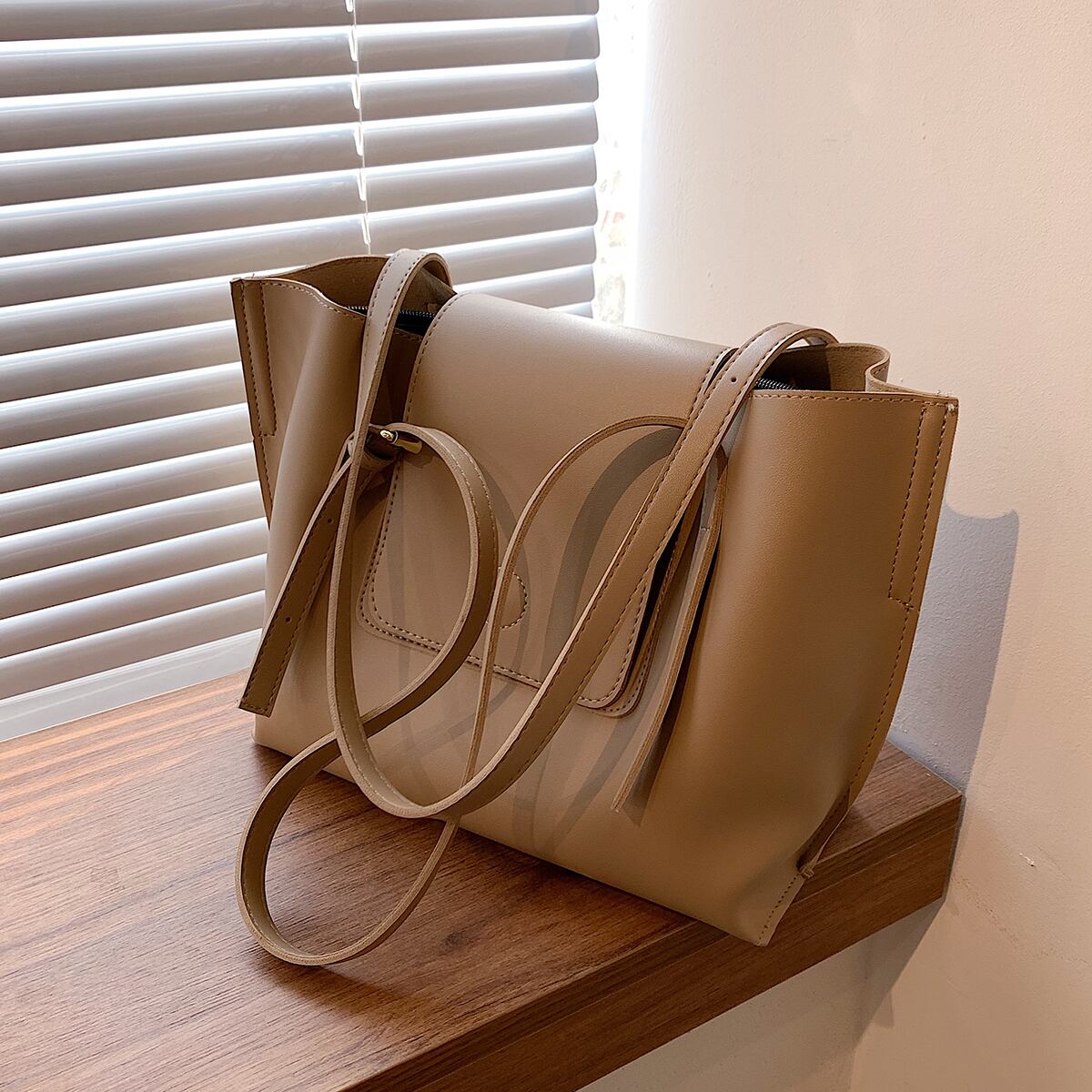 オータムウィンタースタンダードショルダーバッグ レトロ 秋物 冬物 トートバッグ 手作りハンドバック74240597493