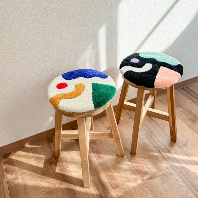 playful modern art circle rug