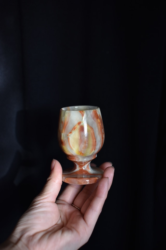 Onyx wine glass