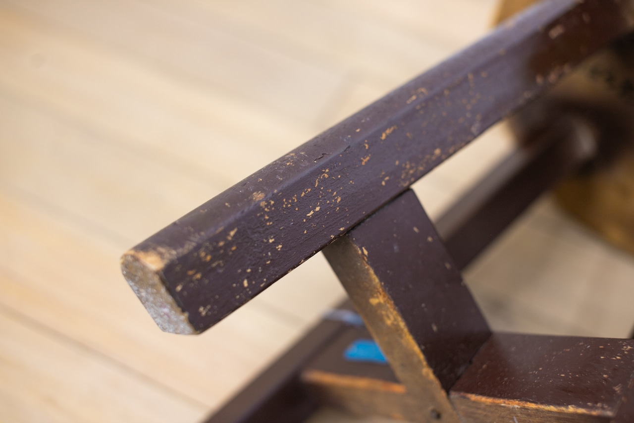 GOOD LUCK CHAIR 004