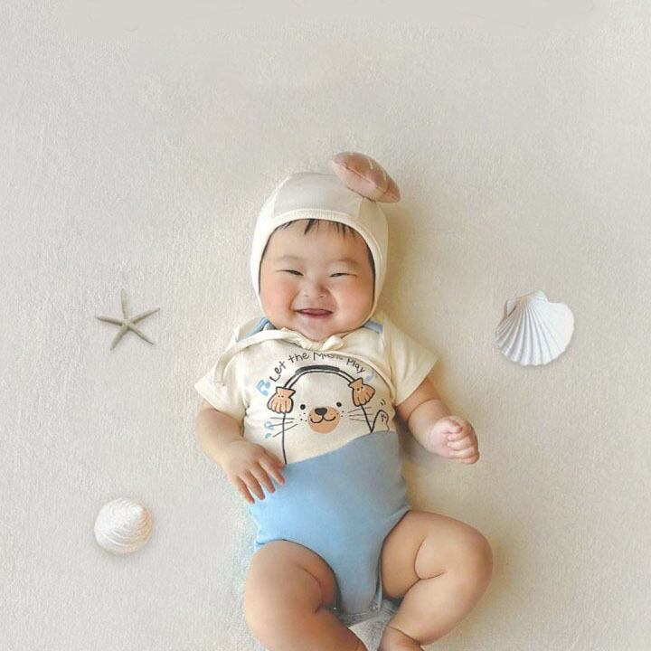 【BABY】夏新作 可愛い獺柄ロンパース