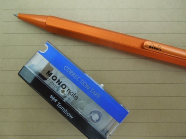 修正をスマートに!ノートの書き間違いを綺麗にする修正テープトンボMONOnote