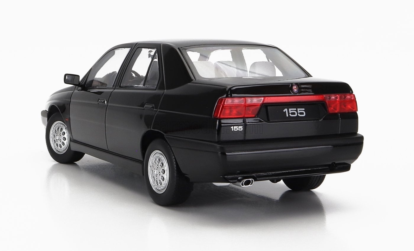 トリプル9 1/18 アルファロメオ 155 1996 (レッド) 【公式通販】