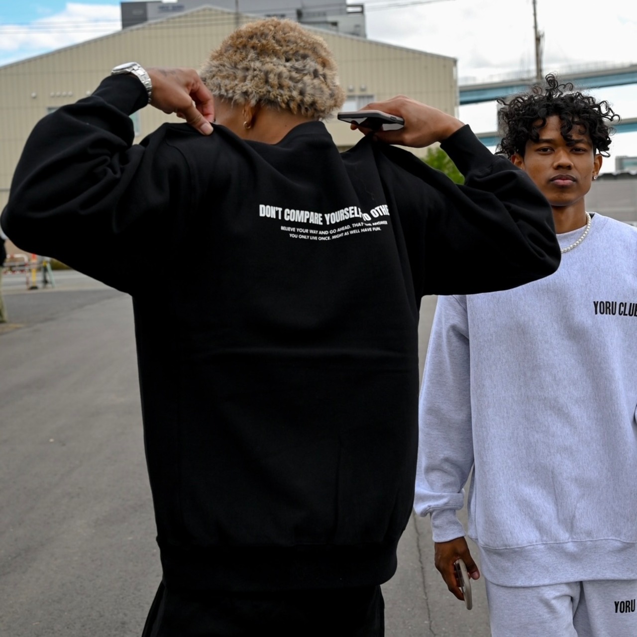 YORU CLUB LOGO SWEATSHIRT【Black】