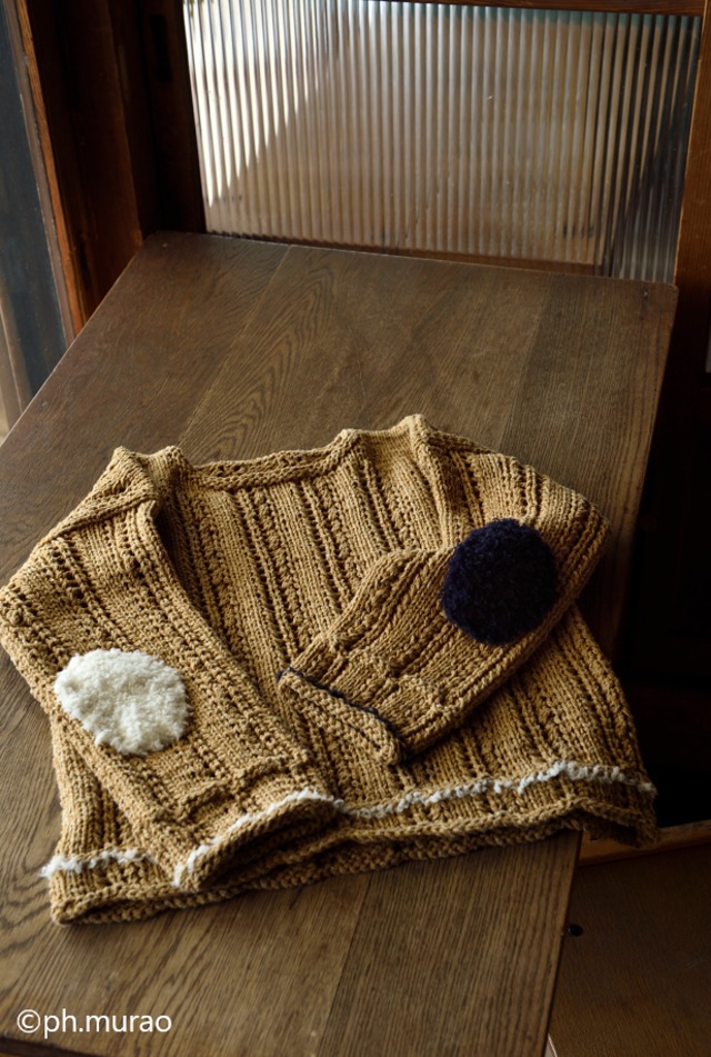 毛塚みどり著書『はじめてのＴセーター』掲載「エルボーパッチのTセーター」糸セット