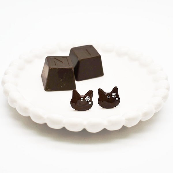 ショコラにゃんこ（チョコレート）ピアス/イヤリング | 星猫工房
