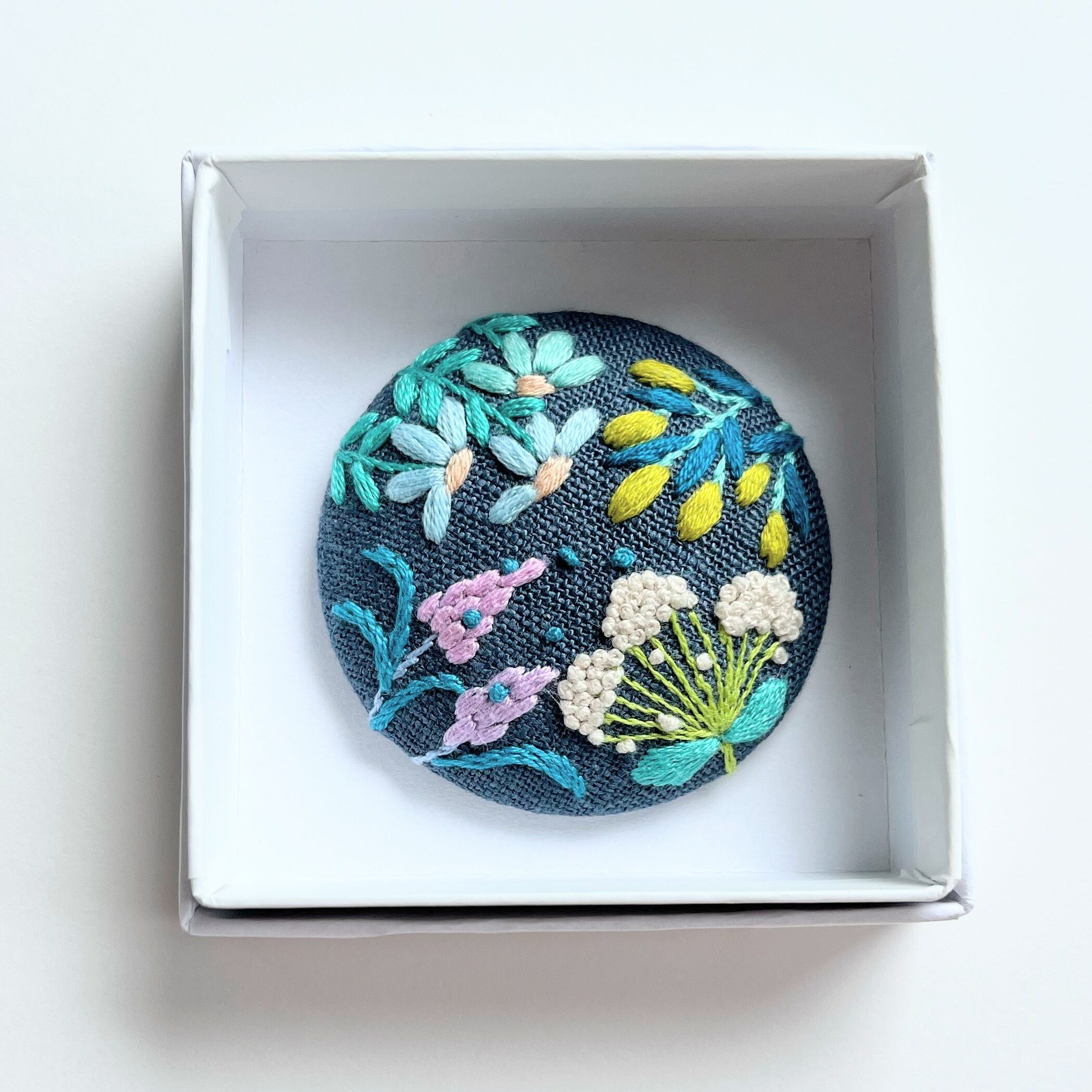 草花の刺繍ブローチ【botanical】#182 | j.couture