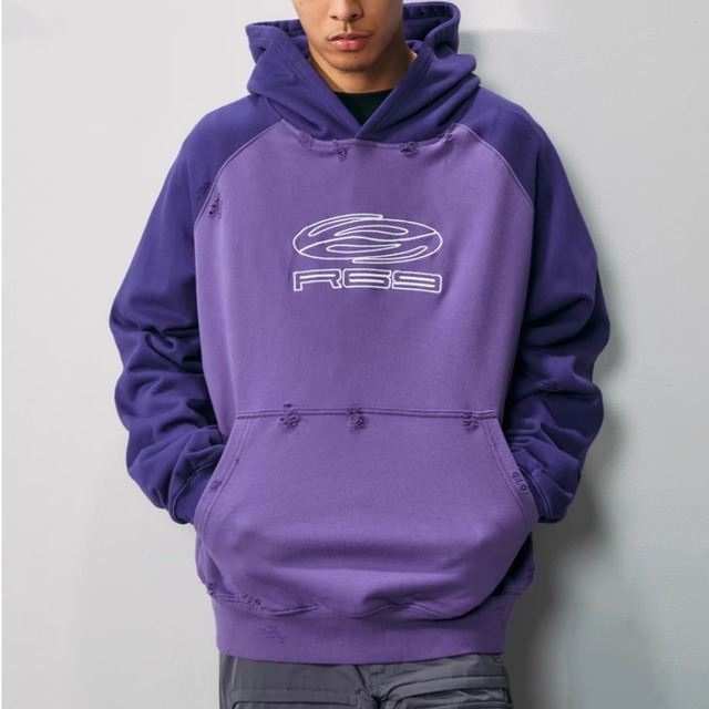 【DRIP3211】R69 Embroidered Logo Raglan Sleeve Damaged Hoodie