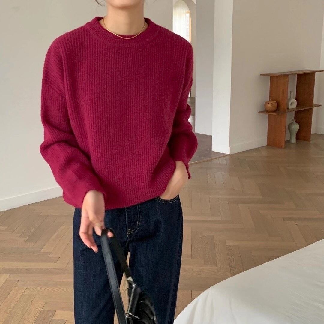 ラウンドネックリブニット