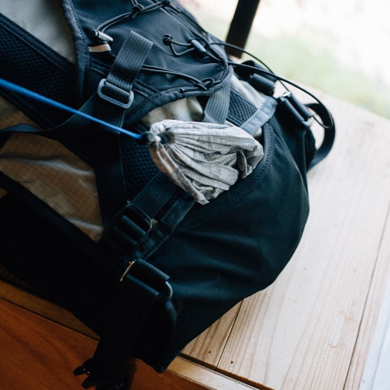 HANCHOR / CYCLONE Fastpacking Hydration Vest Pack - 11