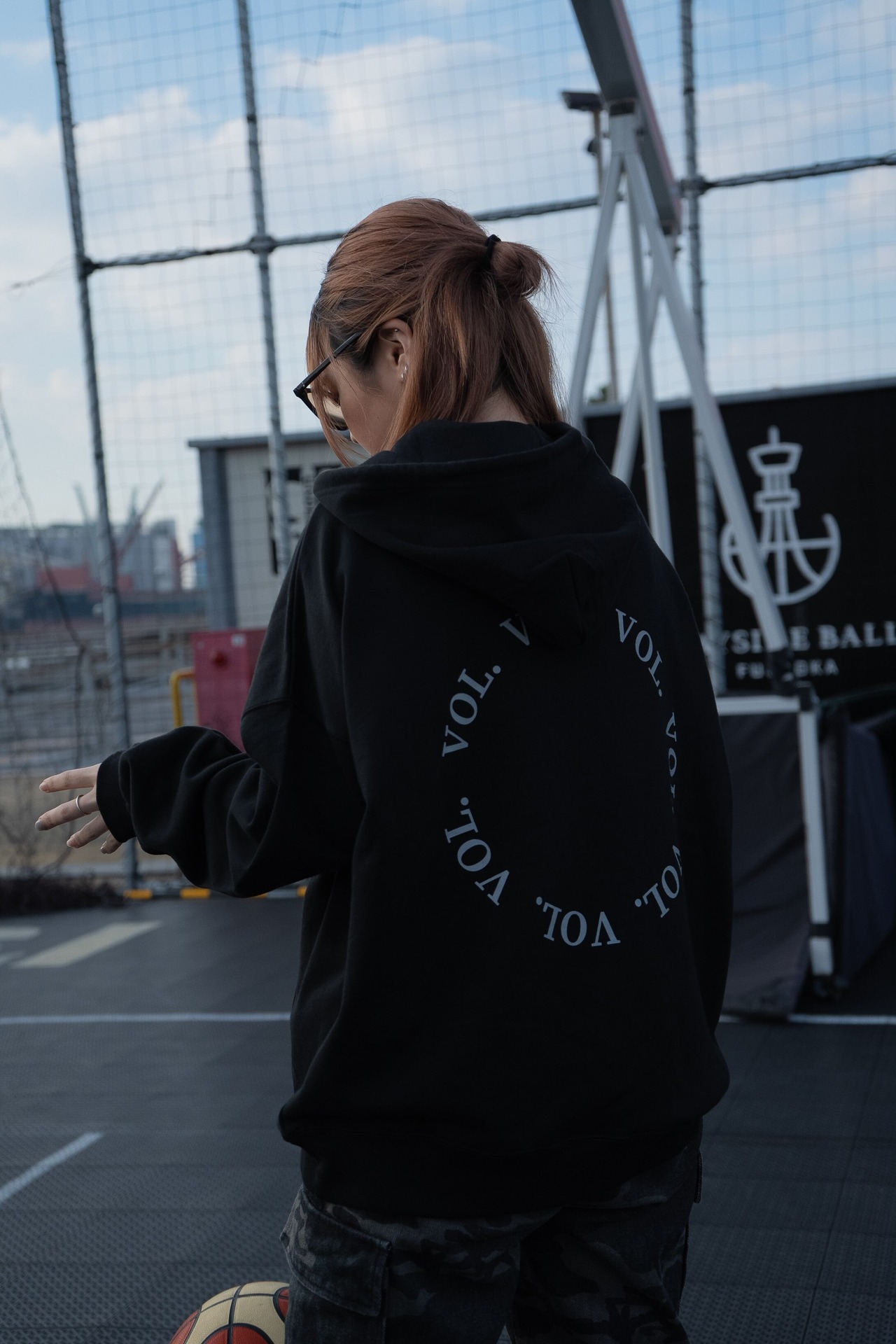 Circle hoodie / Black