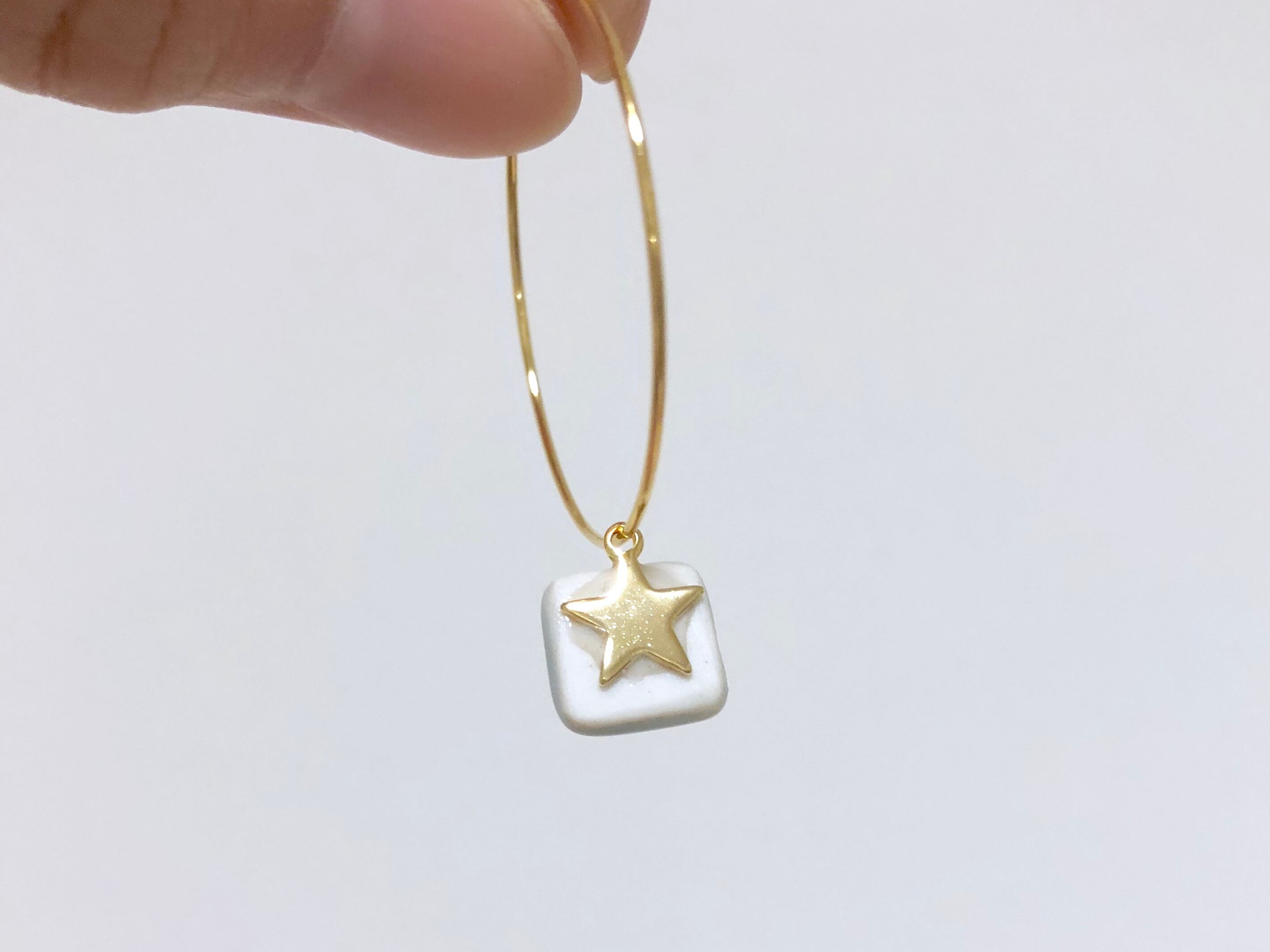 磁器のフープピアス【Clear Sea】 *片耳分