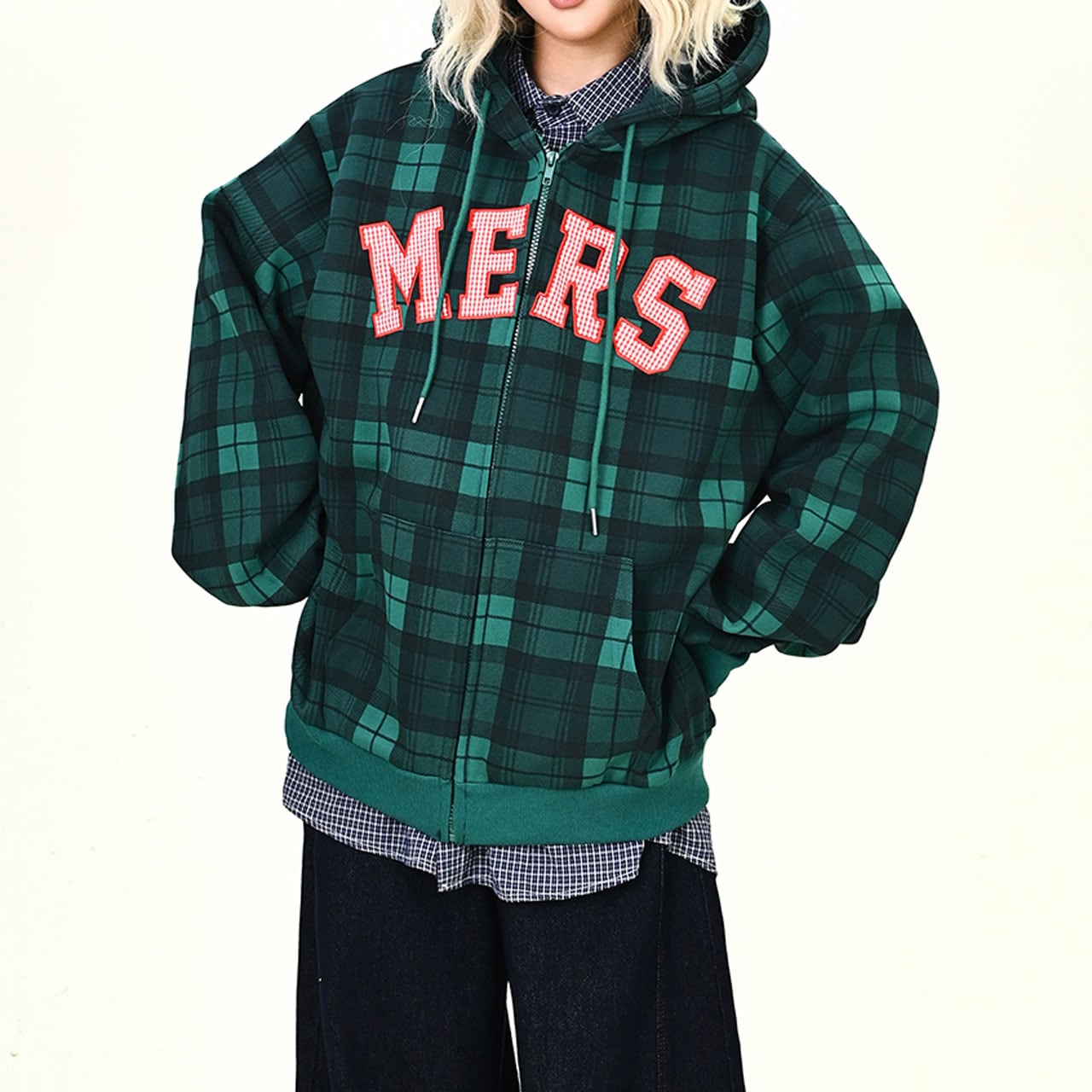 チェックレタリングジップパーカー 2col R01033